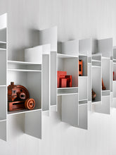 Load image into Gallery viewer, Randomito Hanging Bookcase - white