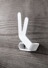 Load image into Gallery viewer, Tulip Vittoria Hook - black