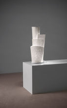 Load image into Gallery viewer, Blossom Table Lamp - white