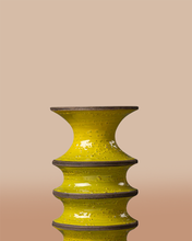 Load image into Gallery viewer, Vase CHR-00001
