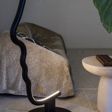 Load image into Gallery viewer, Vis a Vis Floor Lamp - black