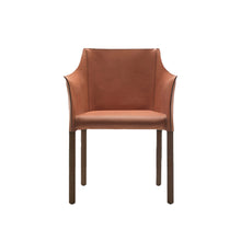 Load image into Gallery viewer, Cap Armchair - hide natural leather