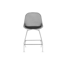 Load image into Gallery viewer, Iuta Stool - Gamma Leather Black