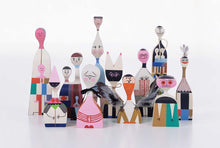 Load image into Gallery viewer, Wooden Doll No.17