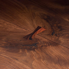 Load image into Gallery viewer, Ippongi Pillar Table - walnut
