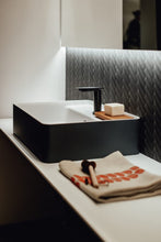 Load image into Gallery viewer, Marsiglia Basin - white/dark grey
