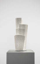Load image into Gallery viewer, Blossom Table Lamp - white
