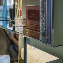 Load image into Gallery viewer, Narciso Mirror Shelf - 75cm
